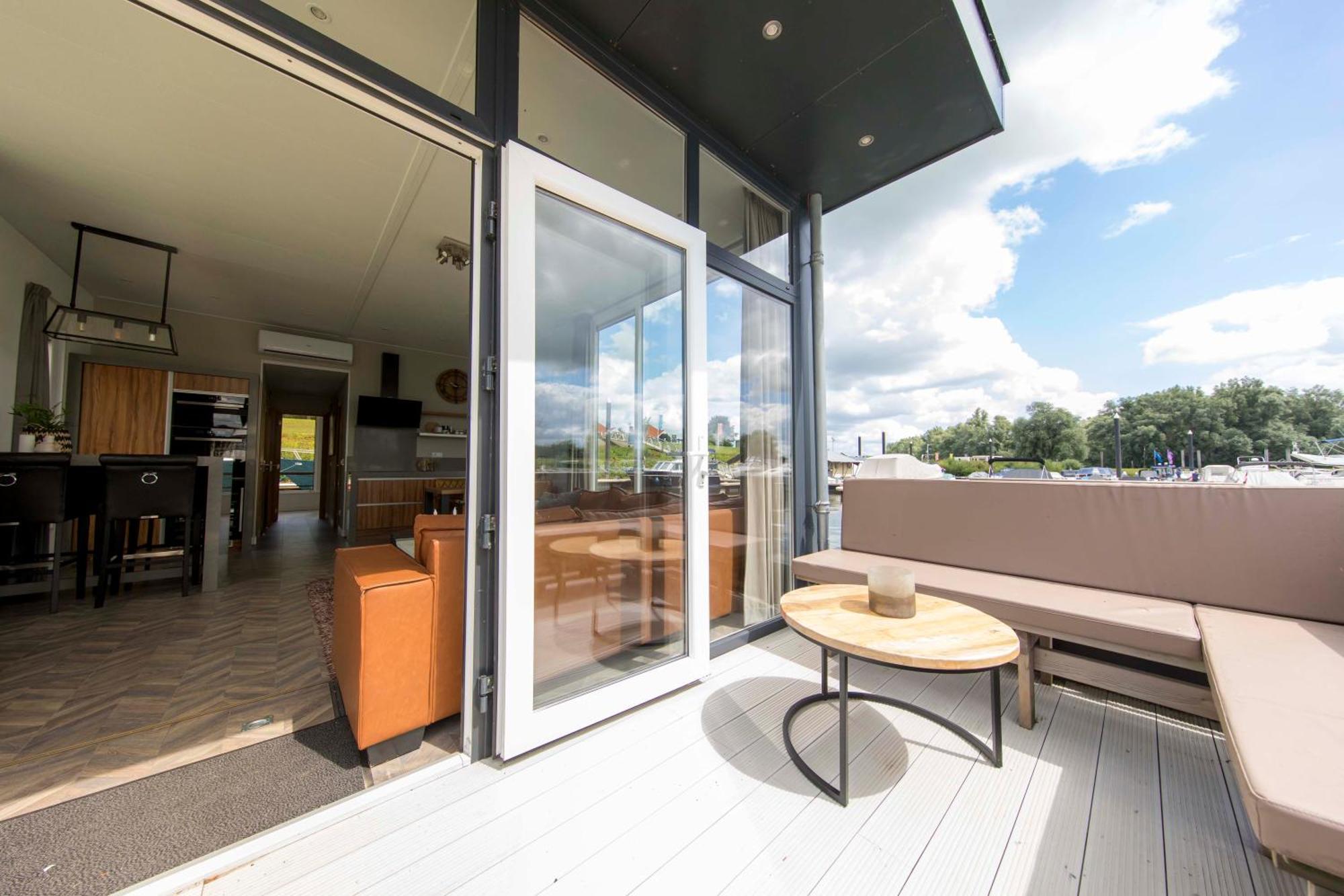Europarcs Marina Strandbad Olburgen Zimmer foto